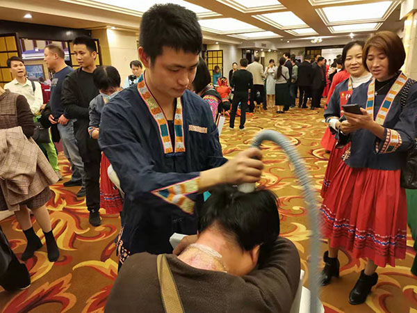tkt熨经疗法落户恭城瑶汉养寿城助力民族医疗创新发展